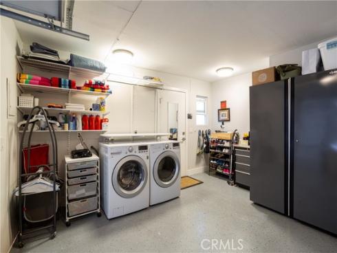 410 Poinsettia Avenue, Corona del Mar, CA