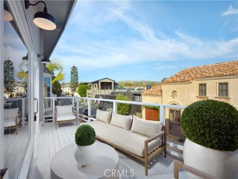 216  Poppy   Avenue, Corona del Mar, CA