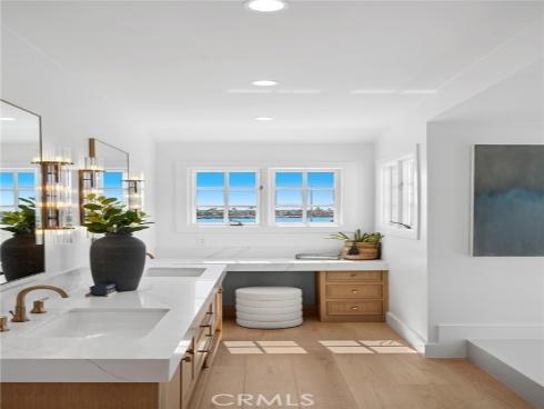 1927  Bayside   Drive, Corona del Mar, CA