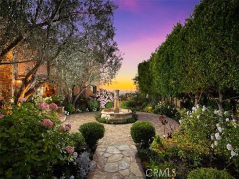 25  San Mateo   Way, Corona del Mar, CA