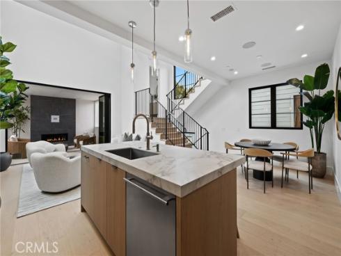 506  Avocado   Avenue, Corona del Mar, CA