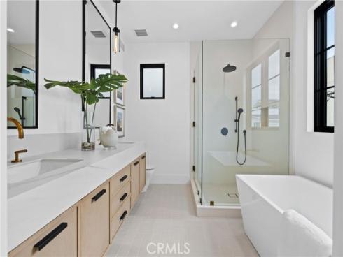 506  Avocado   Avenue, Corona del Mar, CA