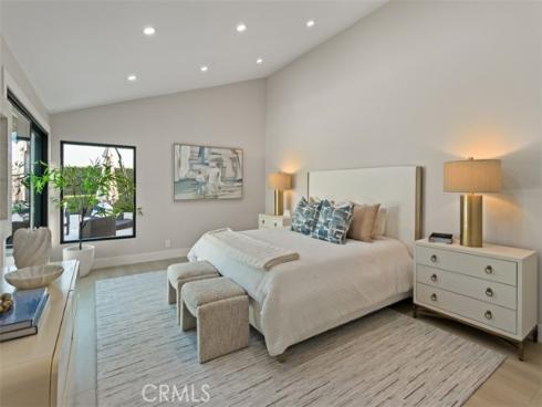 10  White Water   Drive, Corona del Mar, CA