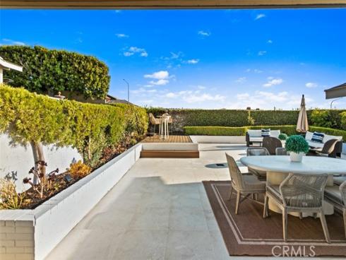 10  White Water   Drive, Corona del Mar, CA