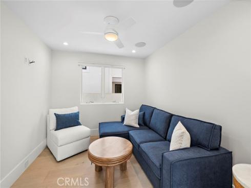 509  Carnation  , Corona del Mar, CA