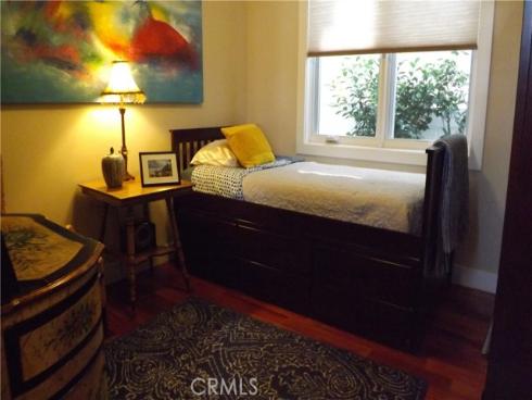 720 Poinsettia Ave , Corona del Mar, CA