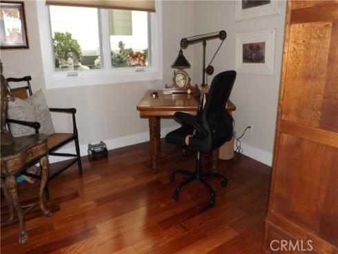 720 Poinsettia Ave , Corona del Mar, CA