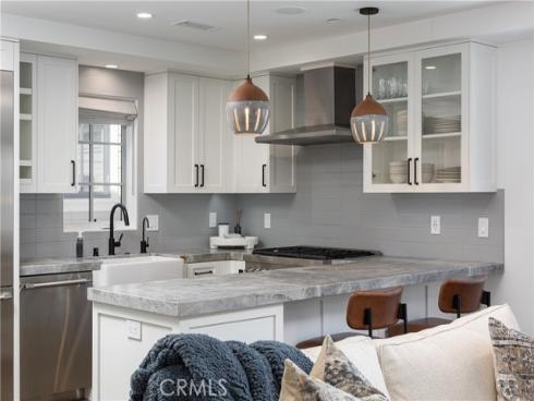 714  Iris   Avenue, Corona del Mar, CA