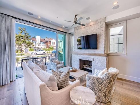 708 Heliotrope , Corona del Mar, CA