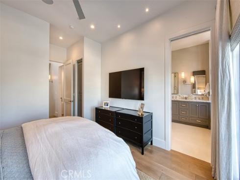 708 Heliotrope , Corona del Mar, CA