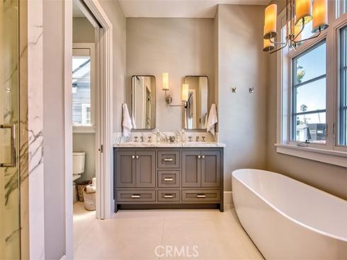 708 Heliotrope , Corona del Mar, CA