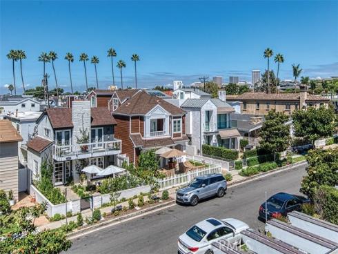 708 Heliotrope , Corona del Mar, CA