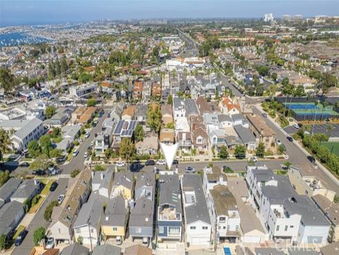 708 Heliotrope , Corona del Mar, CA