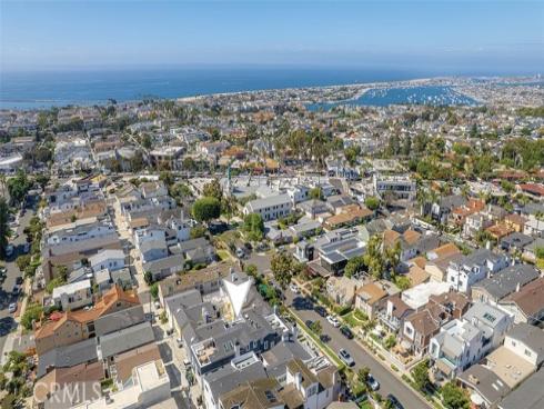 708 Heliotrope , Corona del Mar, CA