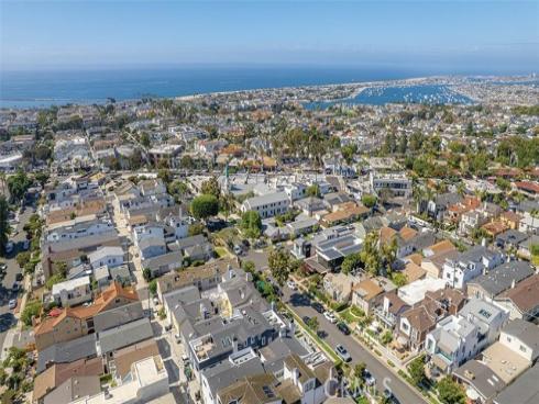 708 Heliotrope , Corona del Mar, CA