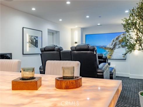 429 Dahlia Ave , Corona del Mar, CA