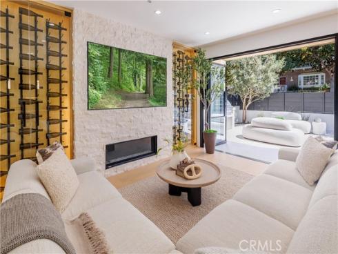 429 Dahlia Ave , Corona del Mar, CA