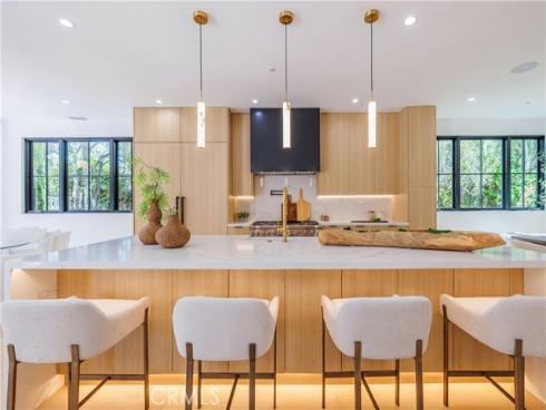 429 Dahlia Ave , Corona del Mar, CA