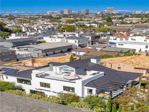 429 Dahlia Ave , Corona del Mar, CA