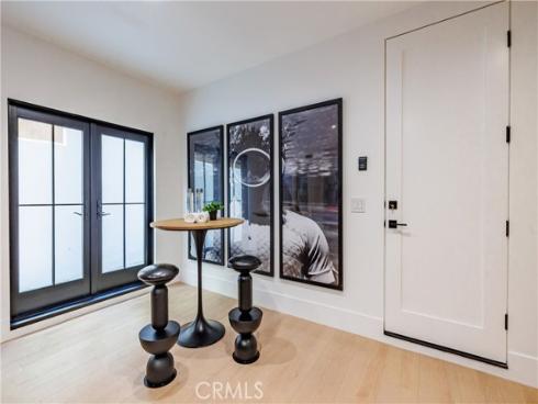 429 Dahlia Ave , Corona del Mar, CA