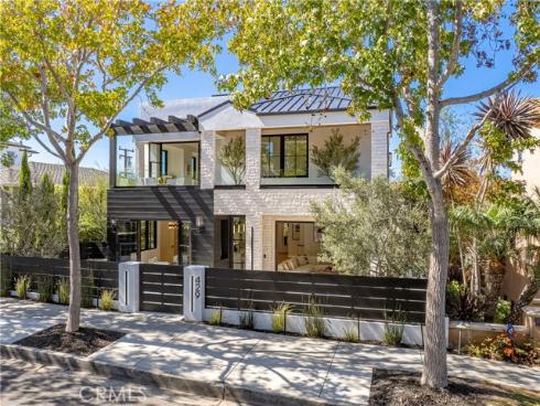 429 Dahlia Ave , Corona del Mar, CA