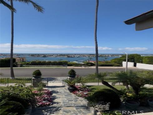2200  Pacific   Drive, Corona del Mar, CA