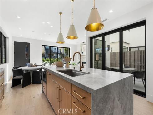 305 Fernleaf , Corona del Mar, CA