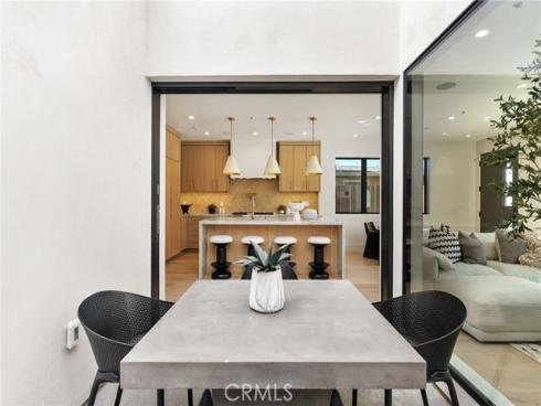 305 Fernleaf , Corona del Mar, CA