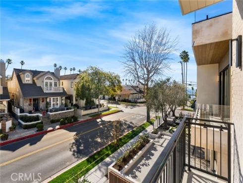 305 Fernleaf , Corona del Mar, CA