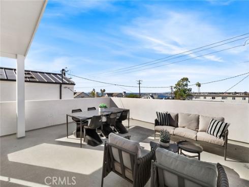303 Fernleaf , Corona del Mar, CA