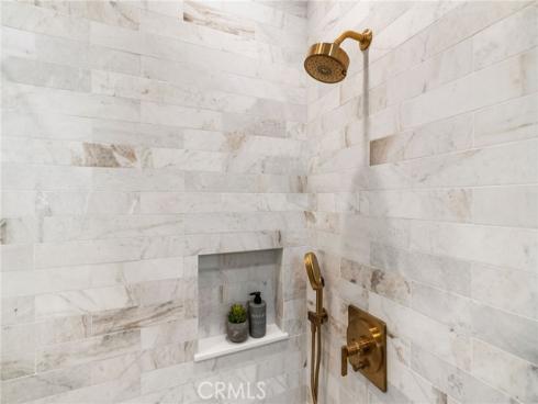 305  Fernleaf  , Corona del Mar, CA