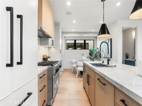 305  Fernleaf  , Corona del Mar, CA