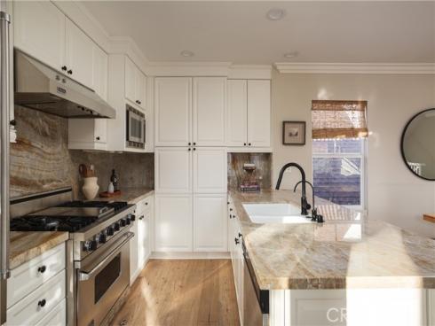 433  Acacia  , Corona del Mar, CA