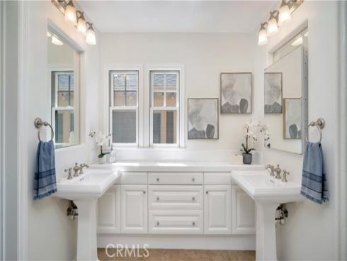 2578 Bungalow Place, Corona del Mar, CA