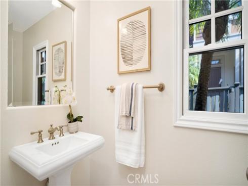 2578 Bungalow Place, Corona del Mar, CA