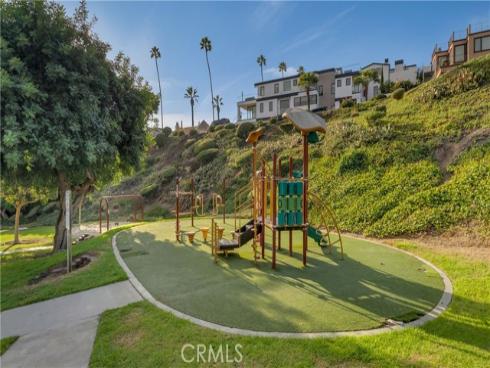 2578 Bungalow Place, Corona del Mar, CA