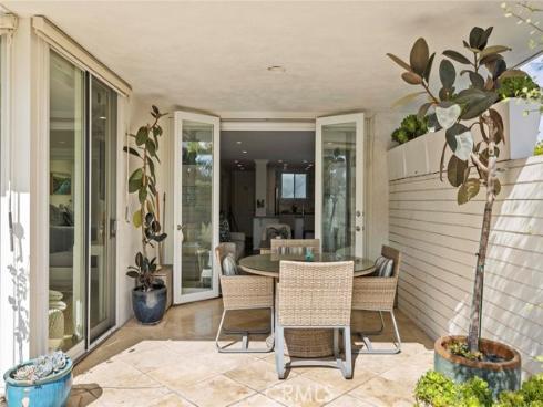 739 Avocado , Corona del Mar, CA