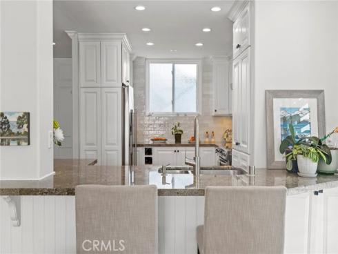 739 Avocado , Corona del Mar, CA