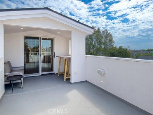 503  Poinsettia  , Corona del Mar, CA