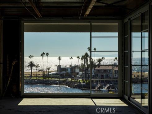 2525  Ocean  6B-C  Boulevard, Corona del Mar, CA