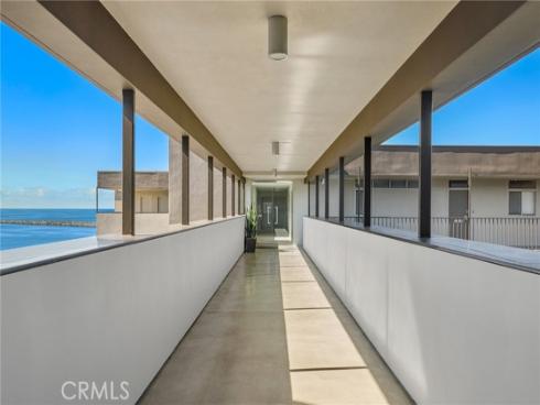 2525  Ocean  6B-C  Boulevard, Corona del Mar, CA