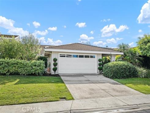 18 Shoal Drive , Corona del Mar, CA
