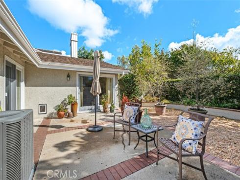 18 Shoal Drive , Corona del Mar, CA