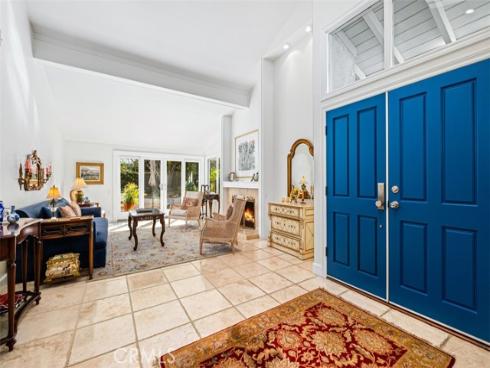 18 Shoal Drive , Corona del Mar, CA