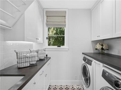 302  Orchid   Avenue, Corona del Mar, CA