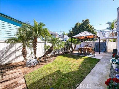 328 Poinsettia , Corona del Mar, CA