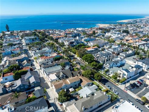 328 Poinsettia , Corona del Mar, CA