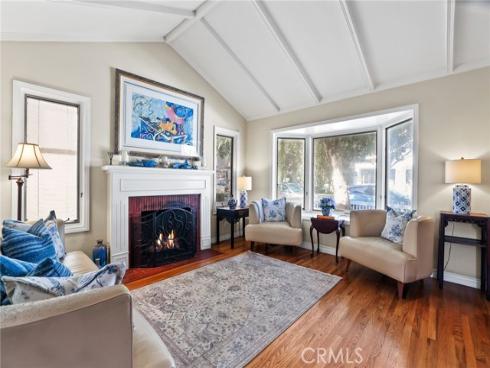 328 Poinsettia , Corona del Mar, CA