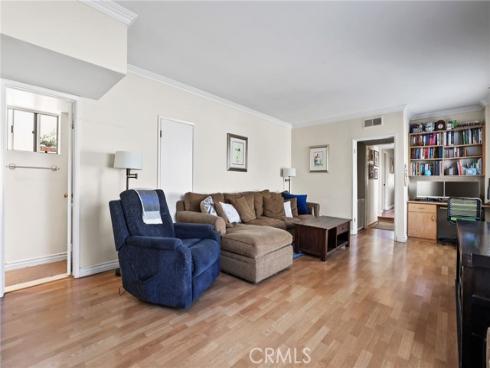 328 Poinsettia , Corona del Mar, CA