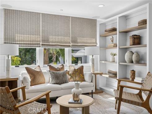 706  Poinsettia  , Corona del Mar, CA